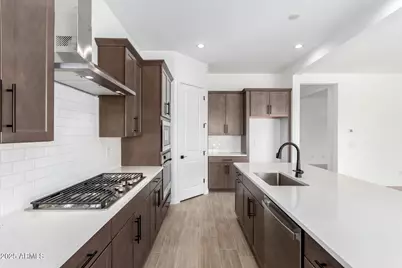 24099 N 171st Drive, Surprise, AZ 85387 - Photo 4