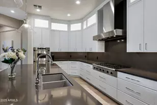 10321 E White Feather Ln, Scottsdale, AZ 85262 - Photo 12