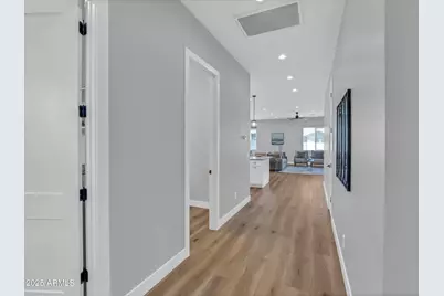 15324 W Bobwhite Way, Surprise, AZ 85387 - Photo 4