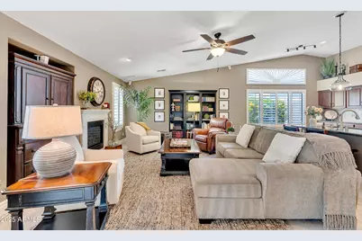 20484 N 88th Lane, Peoria, AZ 85382 - Photo 12