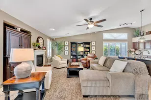 20484 N 88th Ln, Peoria, AZ 85382 - Photo 12