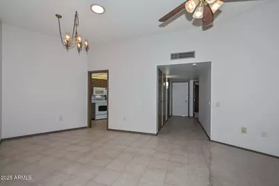 10930 W Topaz Drive, Sun City, AZ 85351 - Photo 12
