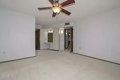 10930 W Topaz Drive, Sun City, AZ 85351 - Photo 18