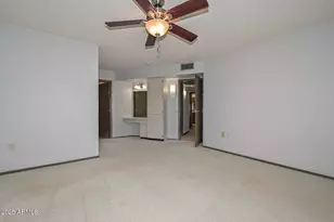 10930 W Topaz Dr, Sun City, AZ 85351 - Photo 18