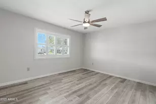 10214 W Hutton Dr, Sun City, AZ 85351 - Photo 16