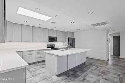 5859 E Thomas Road, Scottsdale, AZ 85251 - Photo 1