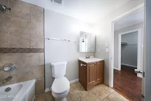 2646 E Willetta St, Phoenix, AZ 85008 - Photo 32