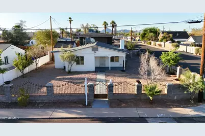 2646 E Willetta Street, Phoenix, AZ 85008 - Photo 4