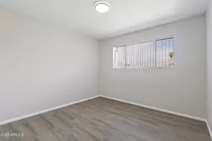 3339 W Shaw Butte Dr, Phoenix, AZ 85029 - Photo 8