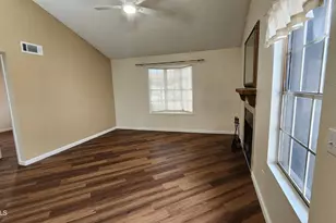 7977 W Wacker Rd, Peoria, AZ 85381 - Photo 6