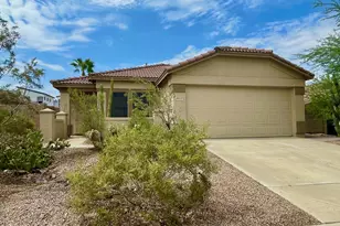 8810 S 9th St, Phoenix, AZ 85042 - Photo 1