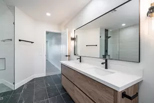 8302 E Lincoln Dr, Scottsdale, AZ 85250 - Photo 32