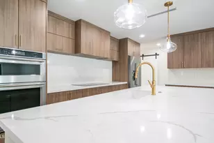 8302 E Lincoln Dr, Scottsdale, AZ 85250 - Photo 10