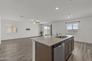 594 W Crowned Dove Trail, Casa Grande, AZ 85122 - Photo 14