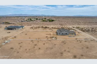 36826 W Osborn Road, Tonopah, AZ 85354 - Photo 10