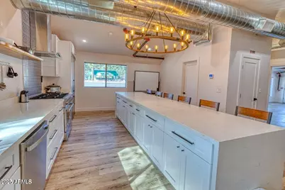 858 E White Mountain Boulevard, Pinetop-Lakeside, AZ 85929 - Photo 1