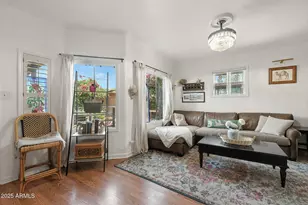 1922 W Holly St, Phoenix, AZ 85009 - Photo 10