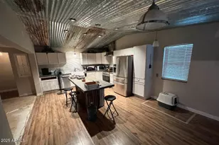 38619 W Mountain Ave, Tonopah, AZ 85354 - Photo 4