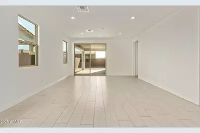 15829 W Vogel Avenue, Goodyear, AZ 85338 - Photo 12