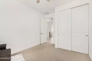 17729 W Fetlock Trl, Surprise, AZ 85387 - Photo 32