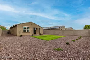 17729 W Fetlock Trl, Surprise, AZ 85387 - Photo 38