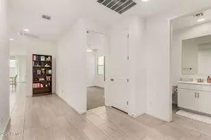 17729 W Fetlock Trl, Surprise, AZ 85387 - Photo 8