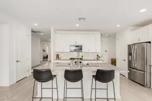 17729 W Fetlock Trl, Surprise, AZ 85387 - Photo 26