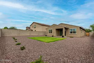 17729 W Fetlock Trl, Surprise, AZ 85387 - Photo 38