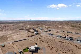 23012 W Peakview Rd, Wittmann, AZ 85361 - Photo 38