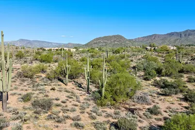 39005 N Crested Quail Run #18, Carefree, AZ 85377 - Photo 12