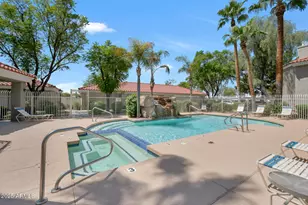 2929 W Yorkshire Dr, Phoenix, AZ 85027 - Photo 16