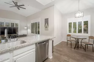 2929 W Yorkshire Dr, Phoenix, AZ 85027 - Photo 6