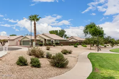 16166 W Tonto Street, Goodyear, AZ 85338 - Photo 6