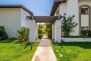 3637 E Monterosa St, Phoenix, AZ 85018 - Photo 1