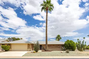 18601 N Welk Dr, Sun City, AZ 85373 - Photo 2