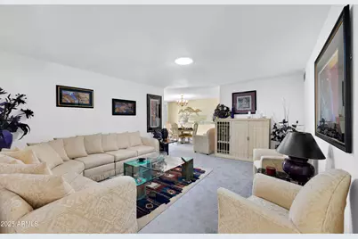 18601 N Welk Drive, Sun City, AZ 85373 - Photo 14