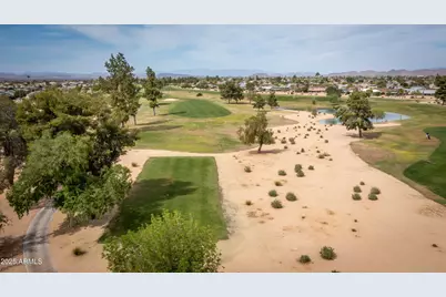 18601 N Welk Drive, Sun City, AZ 85373 - Photo 34