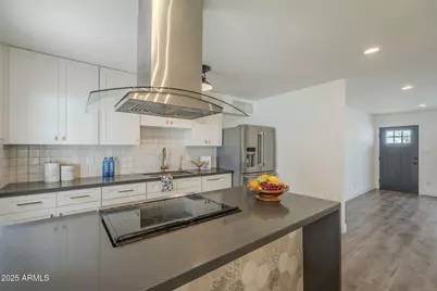 8409 E Hubbell Street, Scottsdale, AZ 85257 - Photo 12