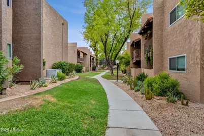 5525 E Thomas Road #M9, Phoenix, AZ 85018 - Photo 28