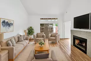 334 W Lodge Dr, Tempe, AZ 85283 - Photo 2