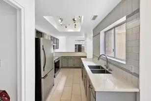 334 W Lodge Dr, Tempe, AZ 85283 - Photo 6