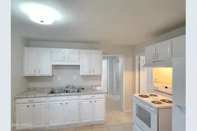 141 E Ash Avenue, Casa Grande, AZ 85122 - Photo 4