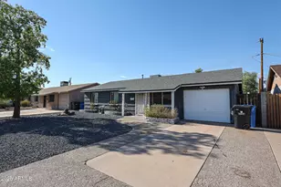 3542 E Sharon Dr, Phoenix, AZ 85032 - Photo 1