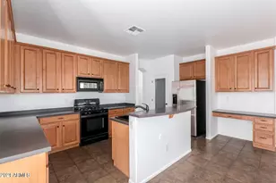 16516 W Carmen Dr, Surprise, AZ 85388 - Photo 8
