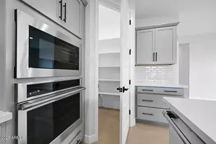 16922 W Thurman Dr, Goodyear, AZ 85338 - Photo 8