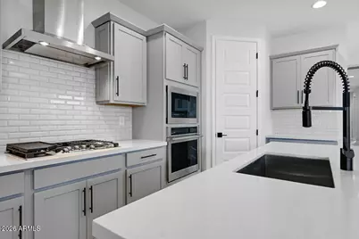 16922 W Thurman Drive, Goodyear, AZ 85338 - Photo 6