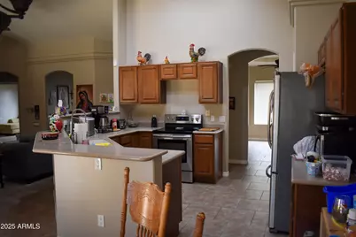 15641 S Coral Road, Arizona City, AZ 85123 - Photo 8