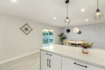 8225 E Crestwood Way, Scottsdale, AZ 85250 - Photo 14