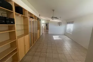 10379 W Tonopah Dr, Peoria, AZ 85382 - Photo 4