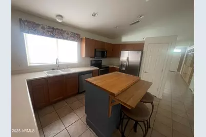 10379 W Tonopah Drive, Peoria, AZ 85382 - Photo 16